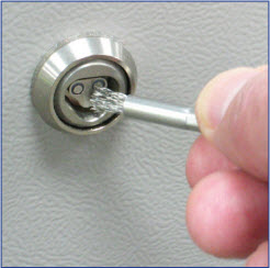 LockCleaning1